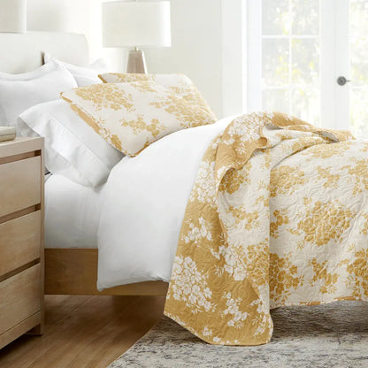 Vintage Floral Reversible Quilted Coverlet Set — 3-Piece Distressed Bouquet Bedding with 2 Pillow Shams