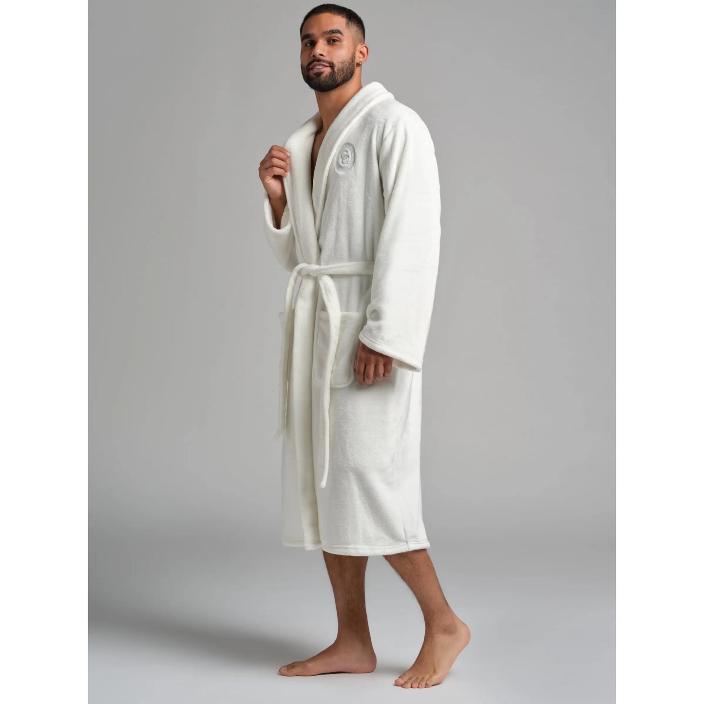 Ultra-Soft Unisex Plush Robe with Deep Pockets, Flattering Fit & Indulgent Comfort